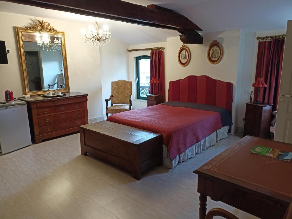 Veyre-Monton Au Fond De La Cour B&B 외부 사진