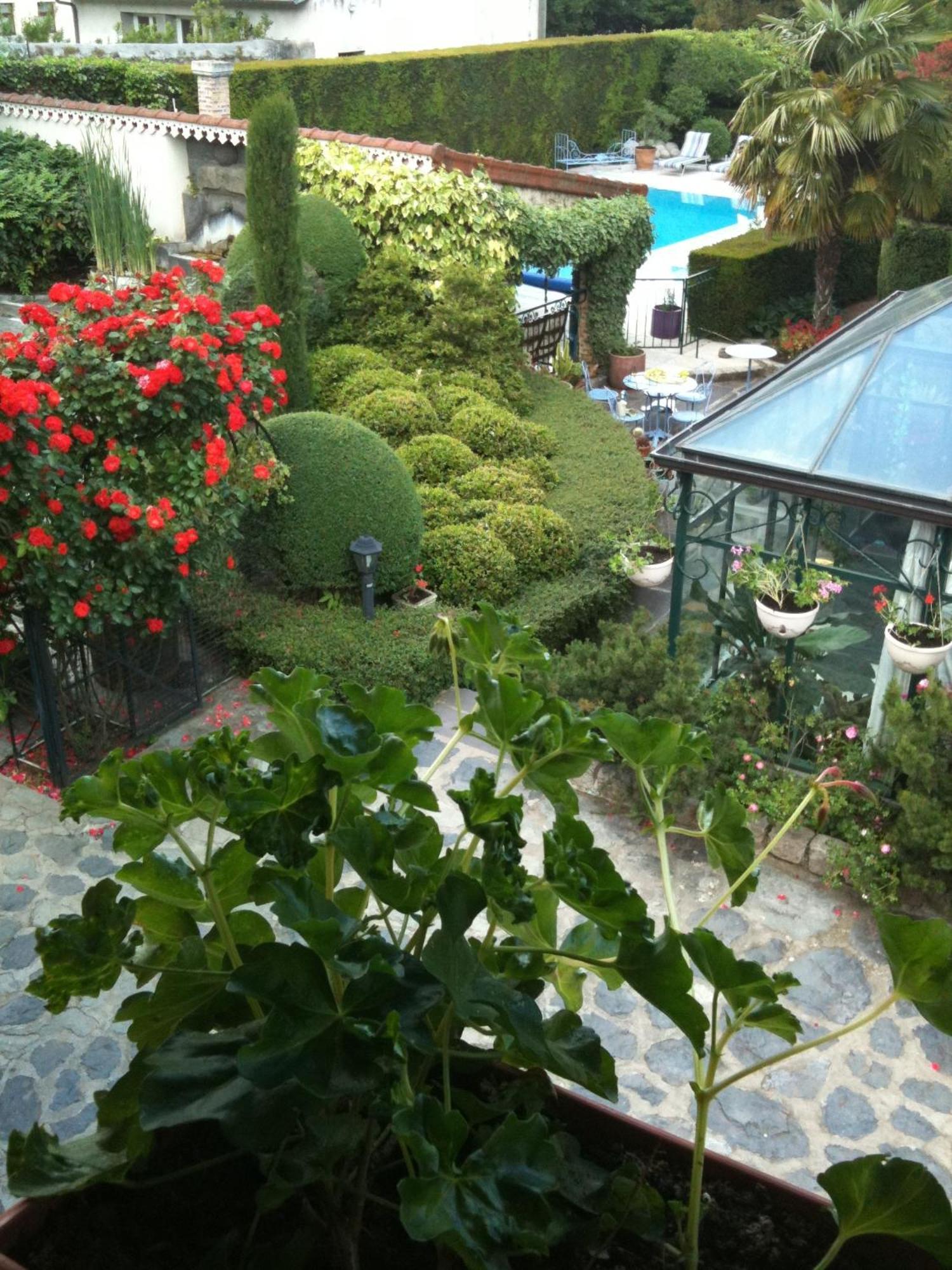 Veyre-Monton Au Fond De La Cour B&B 외부 사진