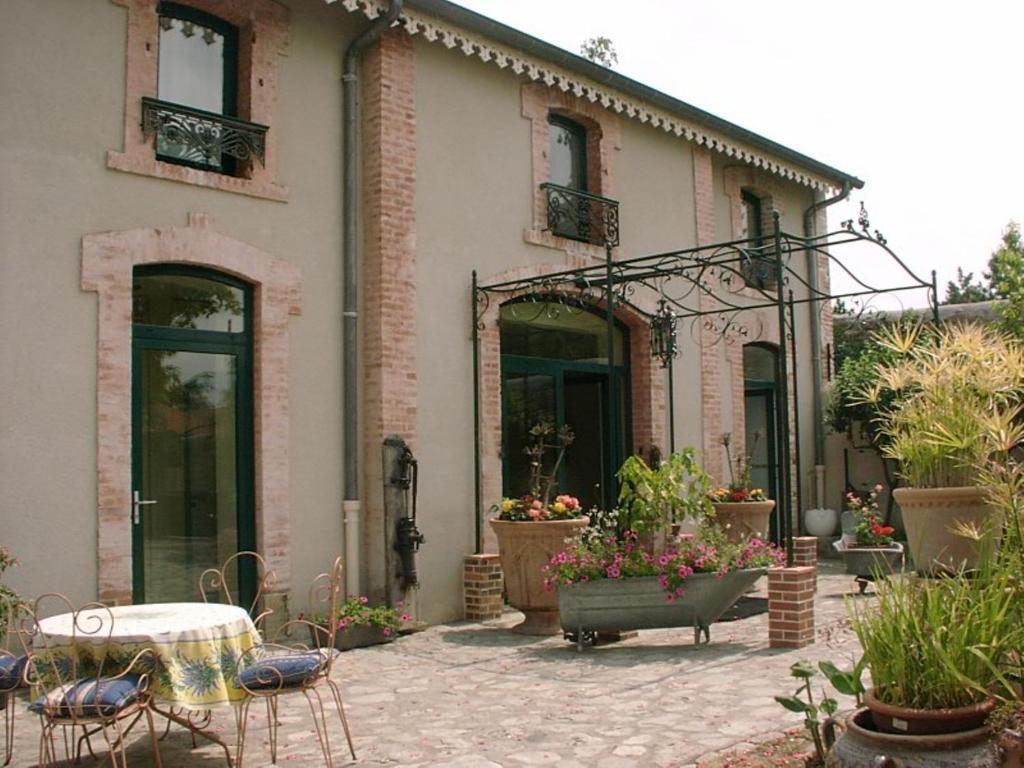 Veyre-Monton Au Fond De La Cour B&B 외부 사진