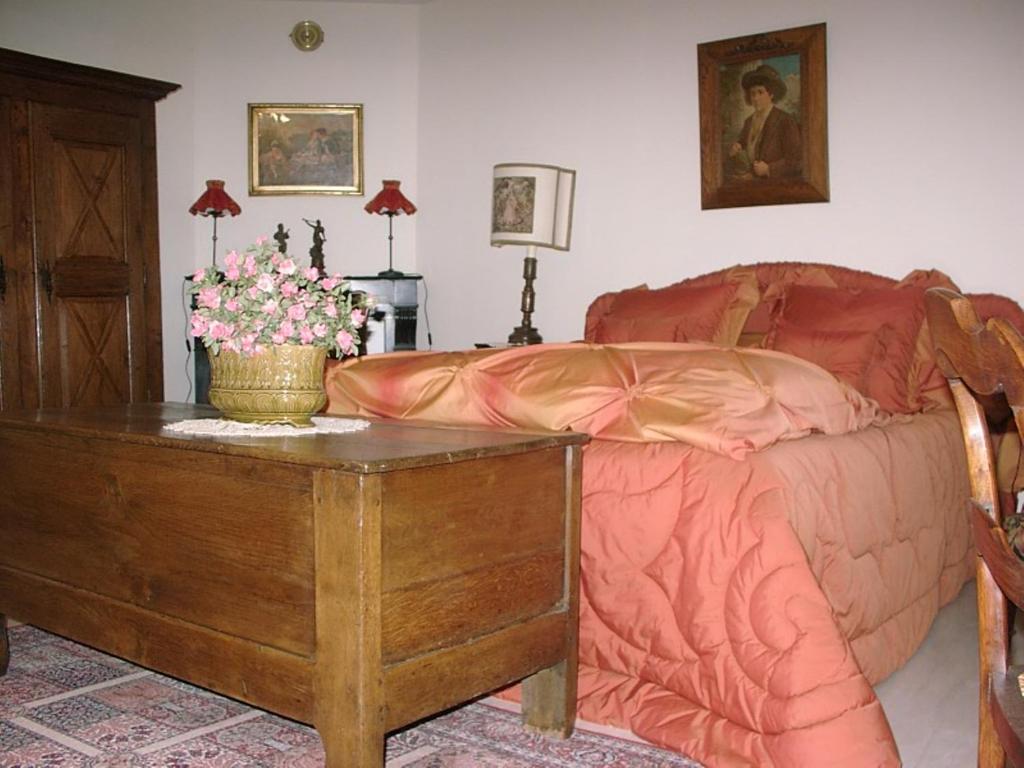 Veyre-Monton Au Fond De La Cour B&B 객실 사진